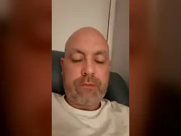 Chaturbate Watch Live Sex Cams of niallob