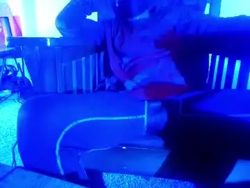 Chaturbate Live Sex Cam of plush73