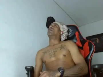 Chaturbate Live Sex Cam of bbc_blaack