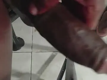 Chaturbate Live Porn of brant_garcia