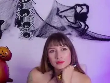 Chaturbate Live Sex of hellzel_moon
