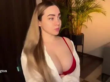 Chaturbate Live Sex Cam of tatti_1