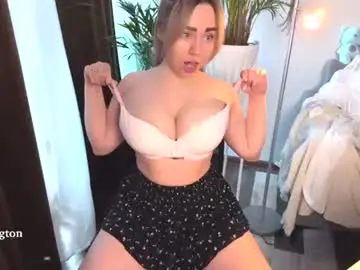 Chaturbate Live Sex of tatti_1
