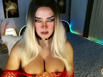 Chaturbate Watch Live Sex Cams of freya_lovestocum