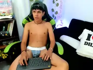 Chaturbate Live Sex Cam of haku_ghospel