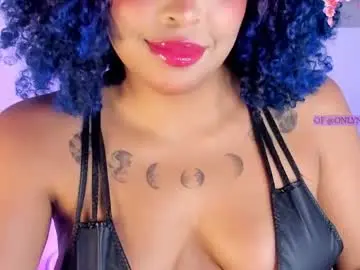 Chaturbate Adult Webcams of nessa_wine
