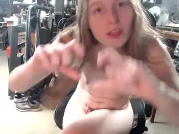 Chaturbate Live Porn of emeraldtgirl