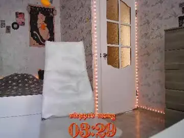 Chaturbate Live Sex Cam of tangerine4dreams