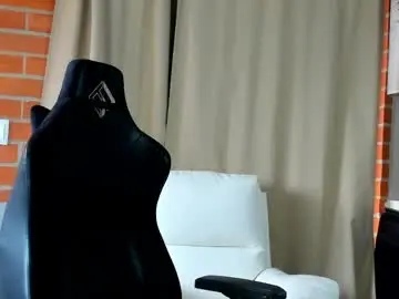 Chaturbate Watch Live Sex Cams of dimitricaruso