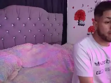 Chaturbate Live Porn of frey_dominik18