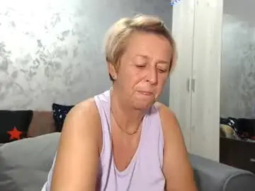 Chaturbate Live Sex Cam of roses_and_lillies