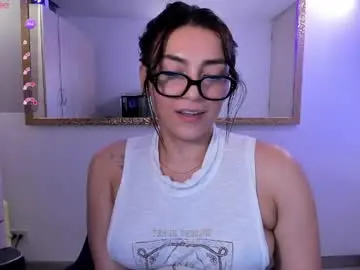Chaturbate Live Sex Cam of _ericavanderhill_