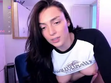 Chaturbate Live Sex Cam of _ericavanderhill_