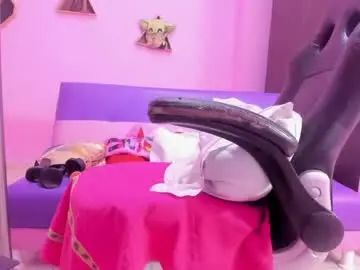 Chaturbate Free Live Porn of mature_bitch_monster_ass