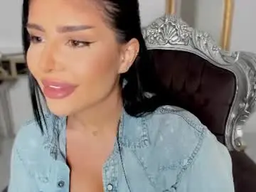 Chaturbate Sex Cam of moniqueeass