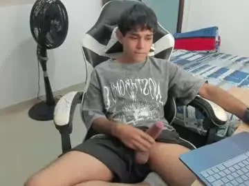 Chaturbate Live Porn of ronaldmq20