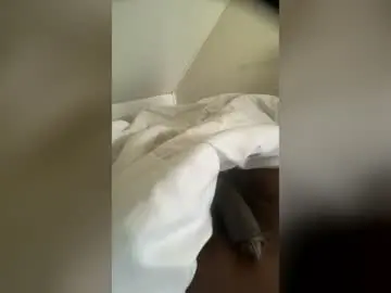 Chaturbate Live Sex Cam of unknownstraightguy