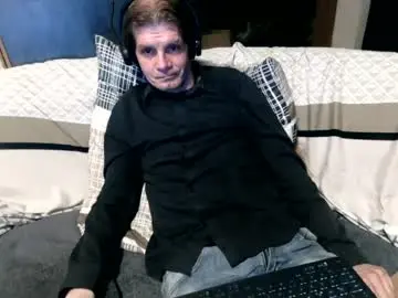 Chaturbate Live Sex Cam of bponie3
