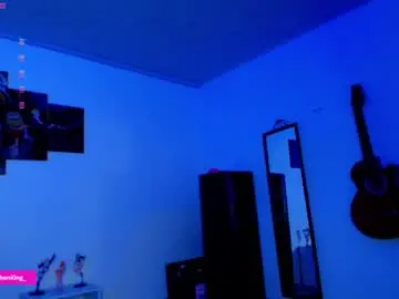 Chaturbate Best live sex cam show of nicorobinn