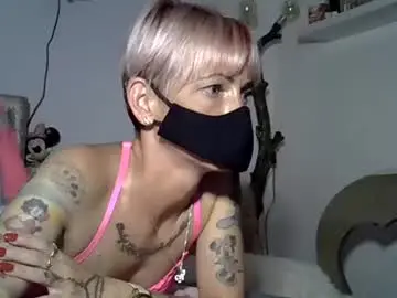 Chaturbate Watch Live Sex Cams of shyskinnynina
