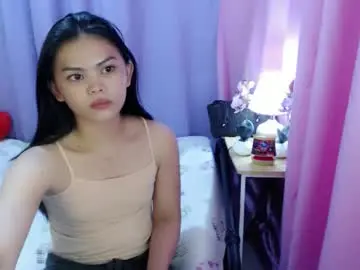 Chaturbate Adult Video Chat of yourlovelytranspinay