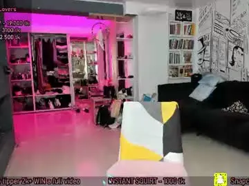Chaturbate Live Sex Cam of amysuperheroes
