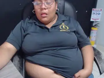 Chaturbate Best live sex cam show of angy_ro12
