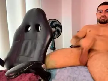 Chaturbate Live Sex Cam of camilor_30