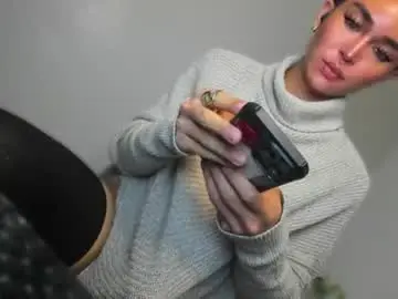 Chaturbate Watch Live Sex Cams of transnextdoor_