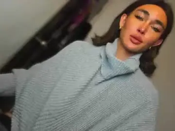 Chaturbate Sex Cam of transnextdoor_