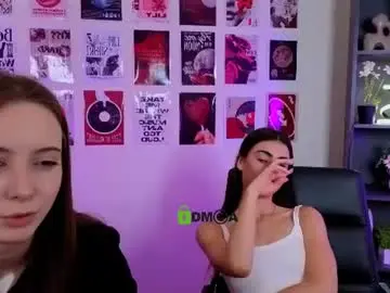 Chaturbate Live Sex Cam of chloe_ley