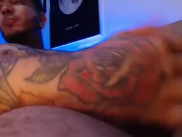 Chaturbate Best live sex cam show of doggiewoof