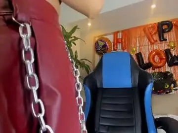 Chaturbate Watch Live Sex Cams of emily_bruss