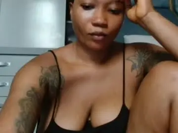 Chaturbate Live Sex Cam of juicyxpink