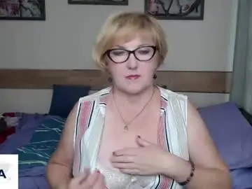 Chaturbate Live Sex Cam of mature_blonde7