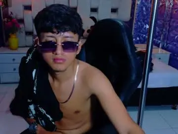 Chaturbate Free Porn Cam of mr_dylan1