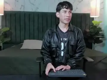 Chaturbate Watch Live Sex Cams of pierre_leroy_