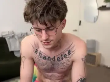Chaturbate Adult Video Chat of prettyboyszn