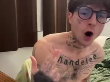Chaturbate Watch Live Sex Cams of prettyboyszn