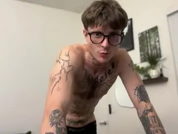 Chaturbate Free Porn Cam of prettyboyszn