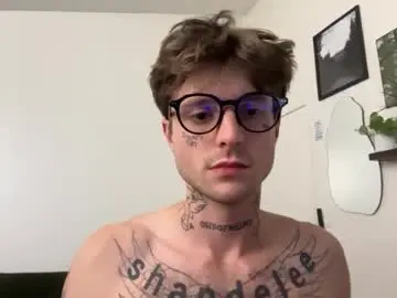 Chaturbate Free Porn Cam of prettyboyszn