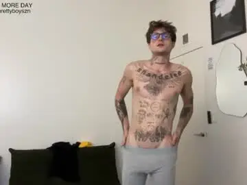 Chaturbate Best live sex cam show of prettyboyszn