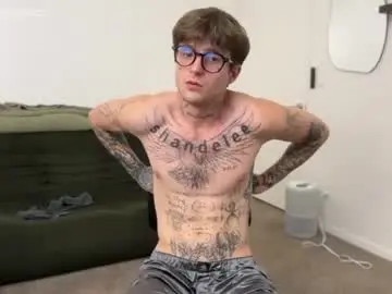 Chaturbate Free Porn Cam of prettyboyszn