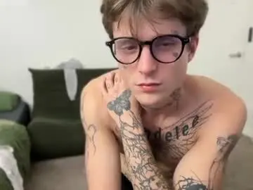 Chaturbate Private Sex Chat of prettyboyszn