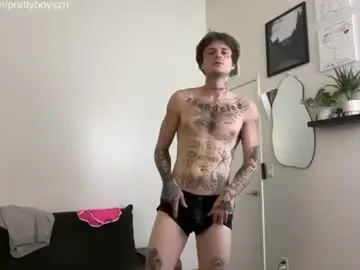 Chaturbate Sex Cam of prettyboyszn