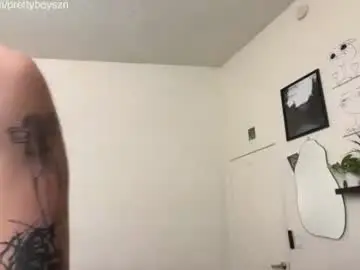 Chaturbate Sex Cam of prettyboyszn