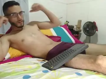 Chaturbate Live Sex of th_russ