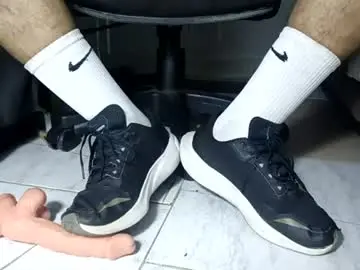 Chaturbate Watch Live Sex Cams of waltherfeet_