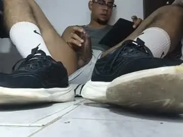 Chaturbate Live Porn of waltherfeet_