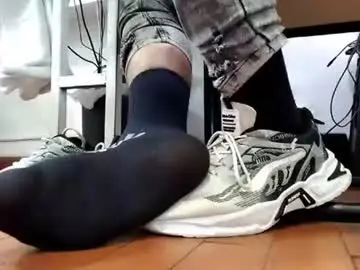 Chaturbate Nude Webcam of waltherfeet_